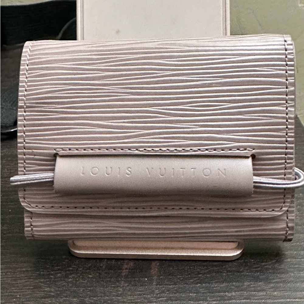 Authentic Louis Vuitton Epi Porte Monnaie Elastique Wallet